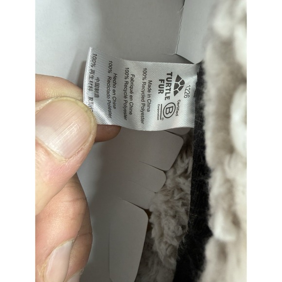 Turtle Fur Comfort Lush Backcountry Trapper Hat Adult One Size Natural Plush NEW - Picture 11 of 11